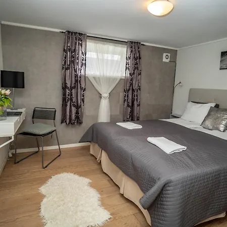 Apartman 1 Cozycentral 2 By Berti