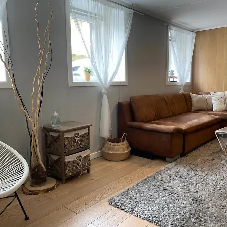 1 Cozycentral 2 By Berti Apartman *