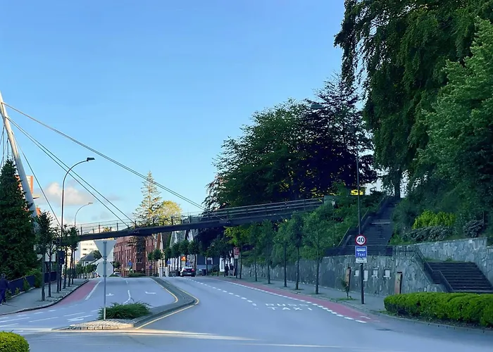 1 Cozycentral 2 By Berti